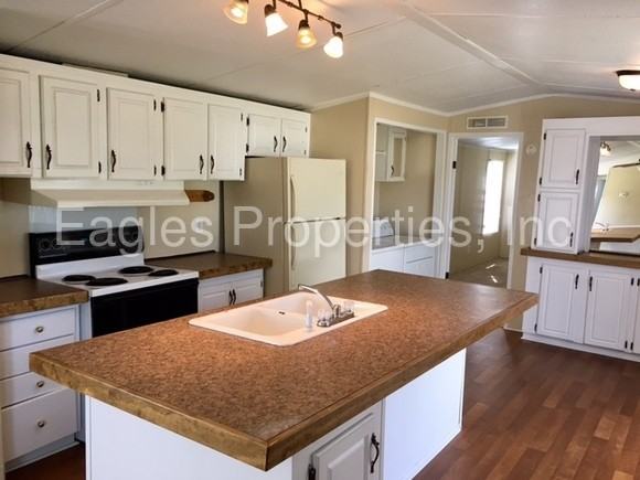 290 Joe Morris Rd - Photo 3 of 13