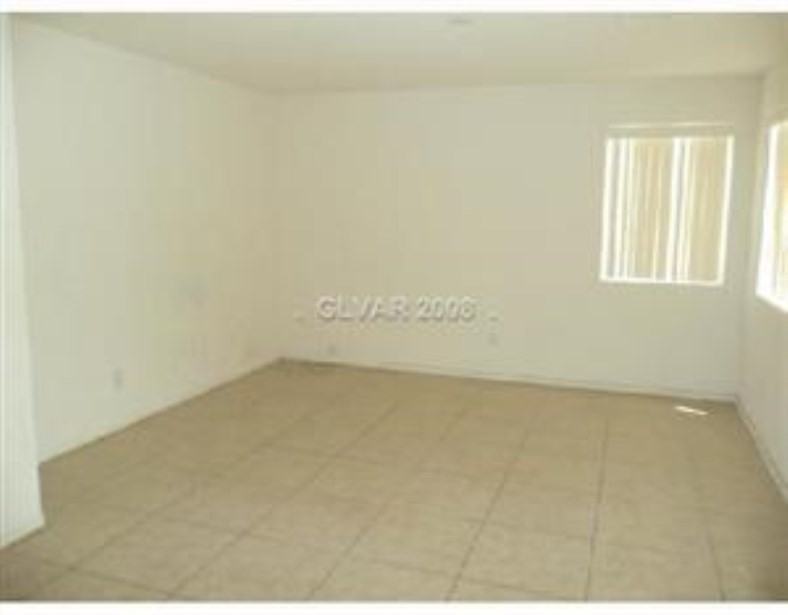 8341 Fort Sedgwick Ave - Photo 3 of 9