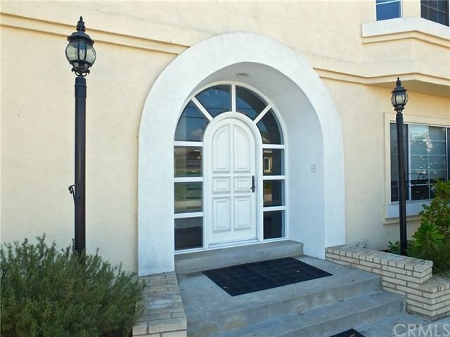 242 14th St - Photo 3 of 50