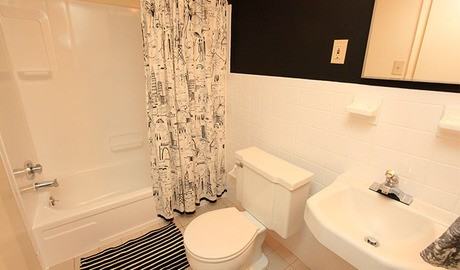 Lexington Court Apartments 5284 Marlboro Pike, Coral Hills, MD 20743