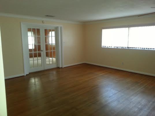 1624 Palm Ave - Photo 2 of 4