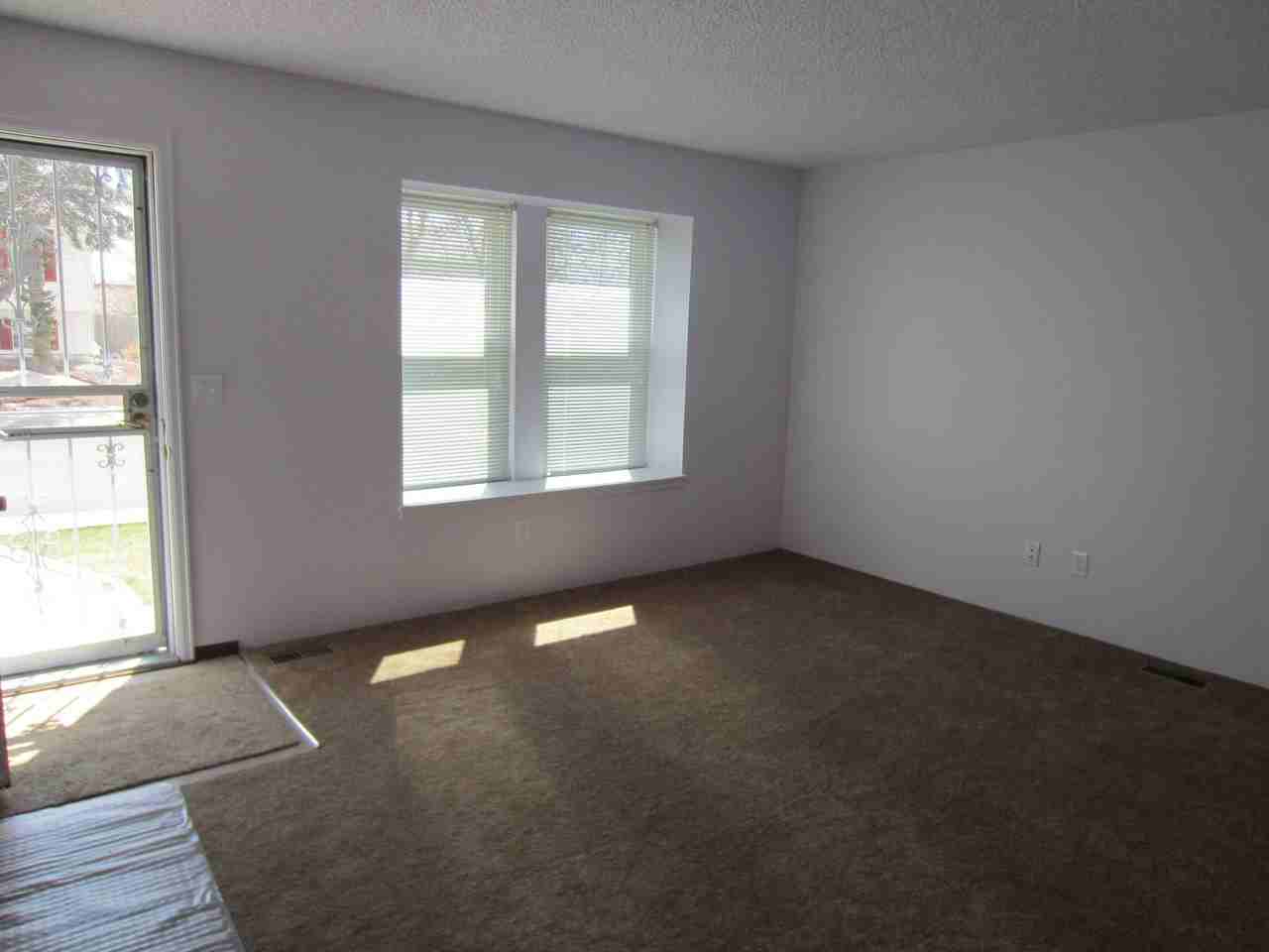 19959 E Batavia Dr - Photo 2 of 12