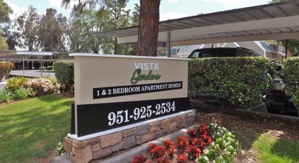 Vista Gardens - Photo 2 of 7