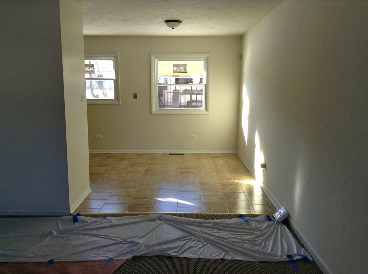 716 Blackhawk Dr - Photo 3 of 14