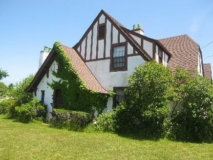 50 S Fairview Ave - Photo 2 of 11