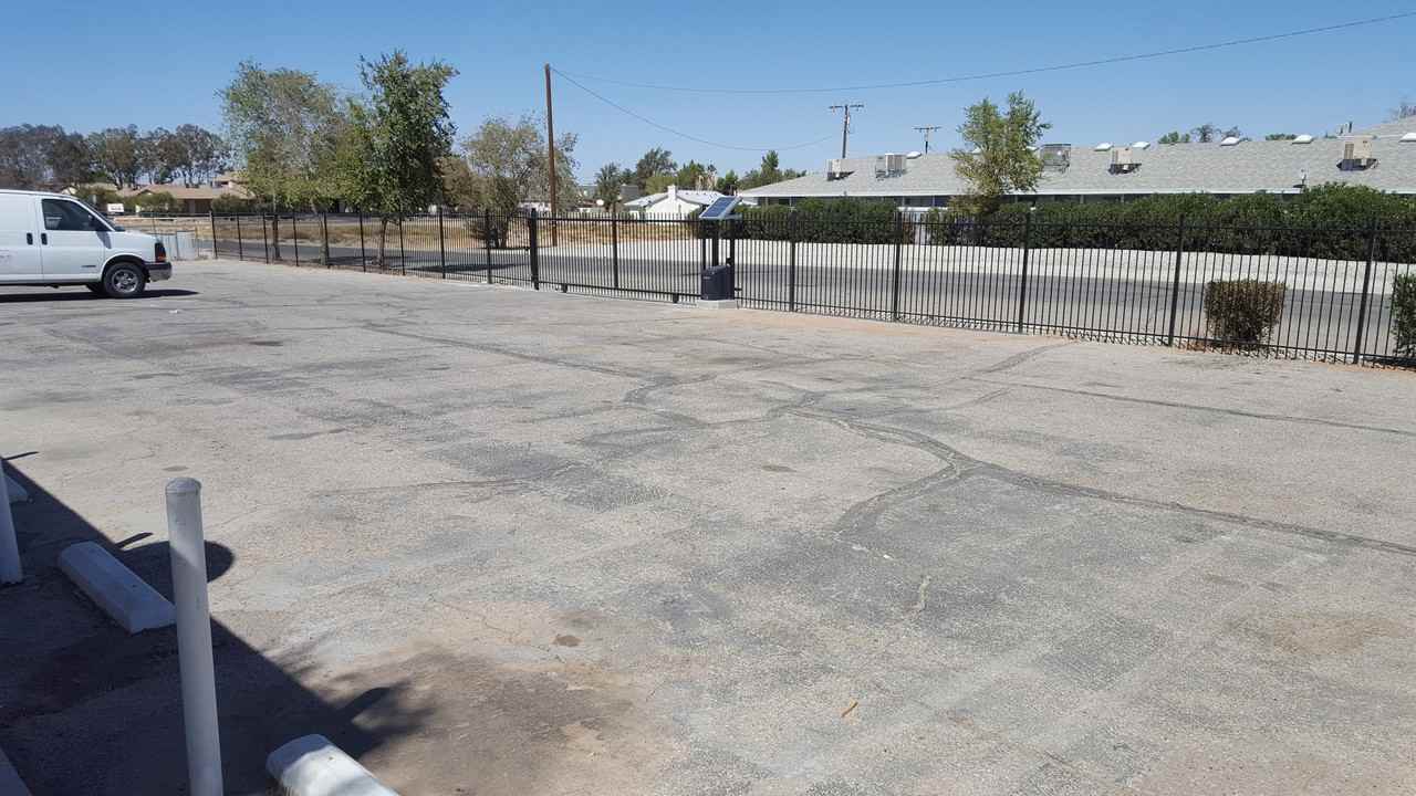 21601 Powhatan Rd - Photo 2 of 9