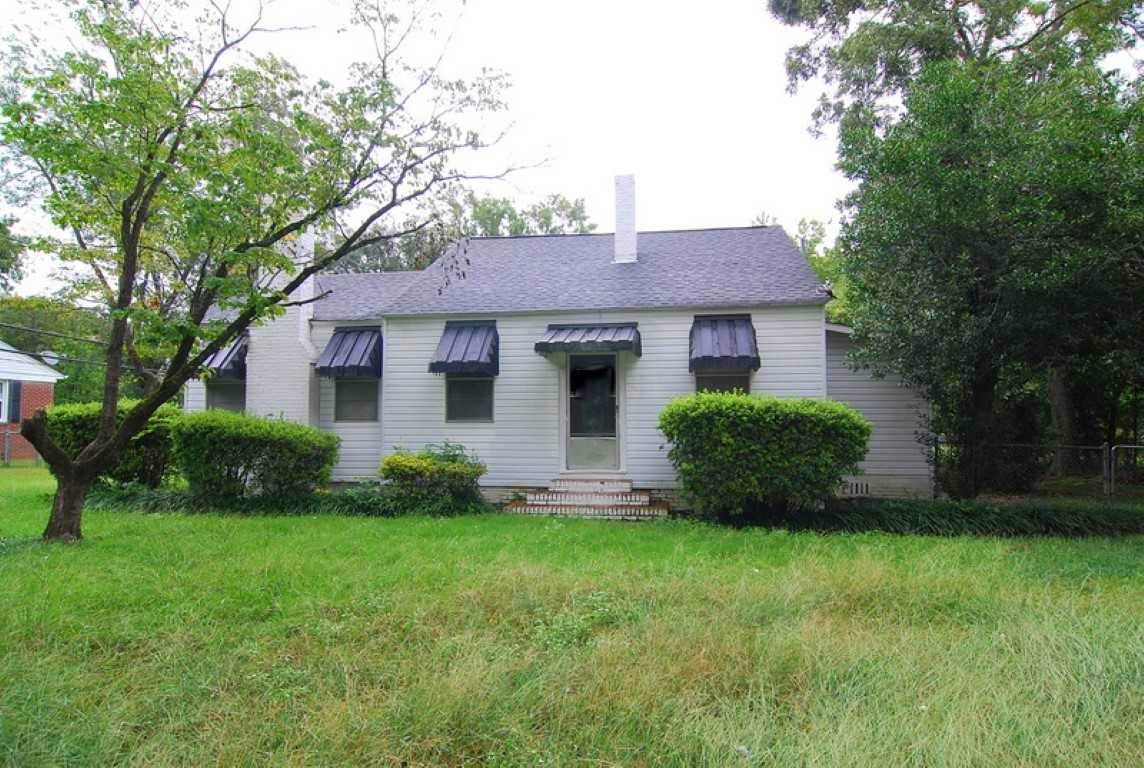 810 Brandon Ave - Photo 2 of 36