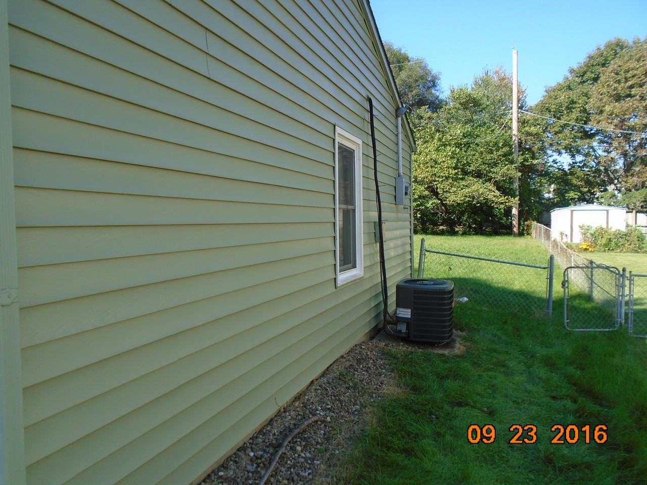 1200 N Redwood Dr - Photo 2 of 16