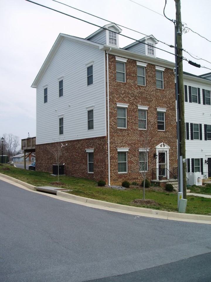 137 Flora Vista Ln - Photo 2 of 30