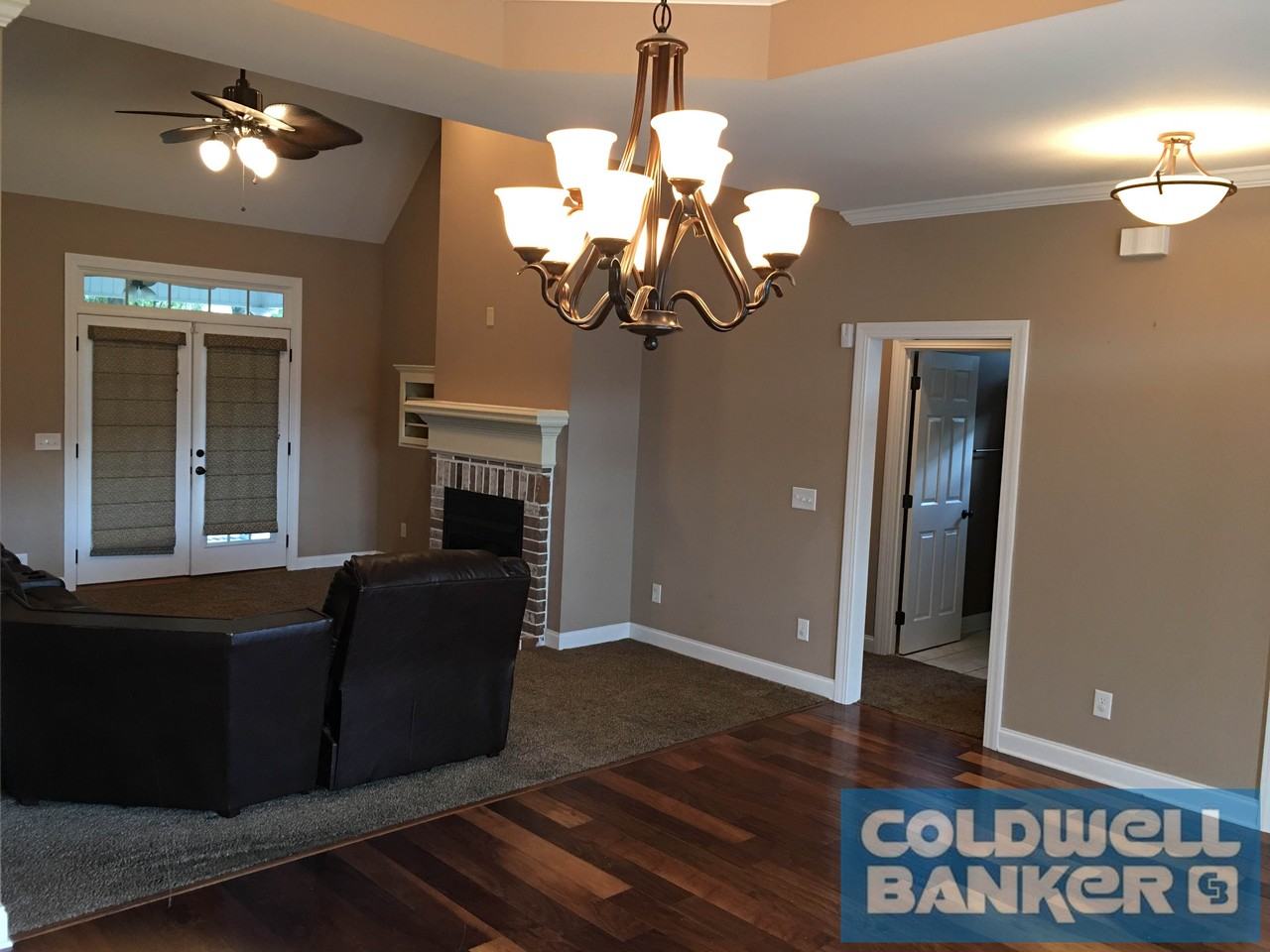 422 Sterling Drive - Photo 3 of 16