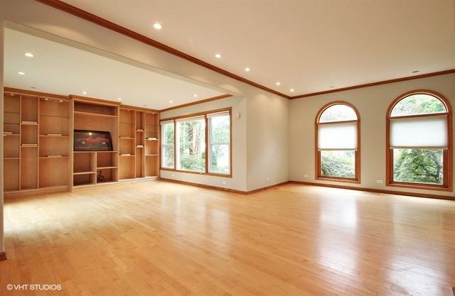 419 Root St - Photo 2 of 11