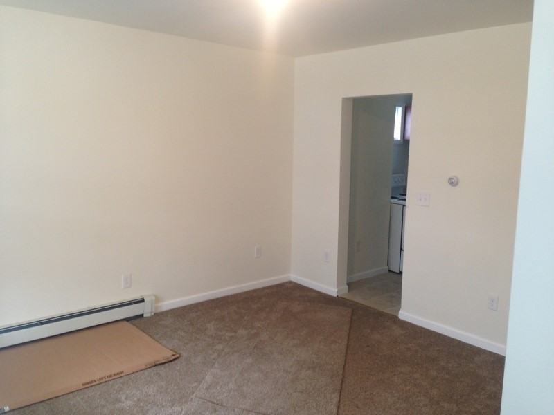 50 Robert St - Photo 2 of 12