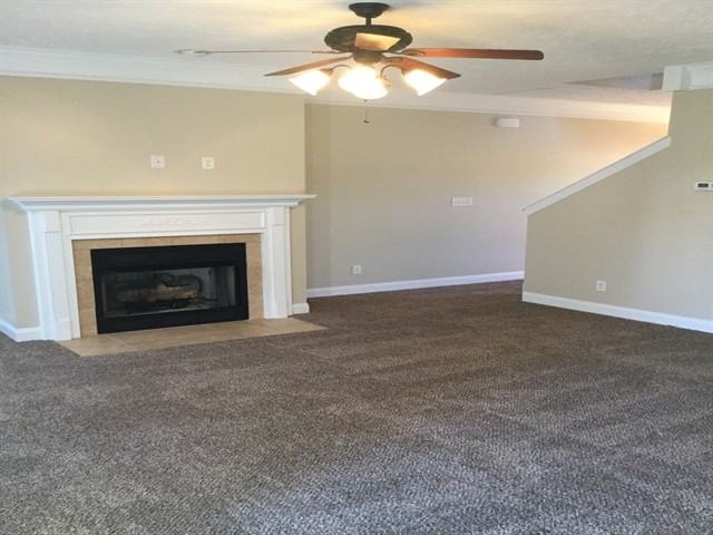 1131 Longwood Dr - Photo 2 of 5