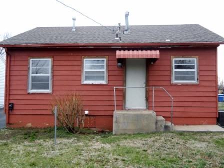 939 South Fort Avenue - Photo 3 of 9