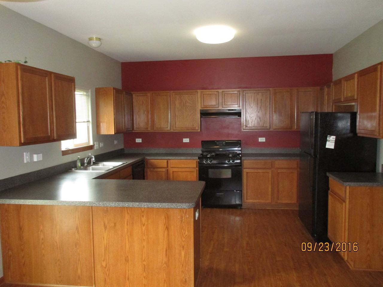 1303 Riverhaven Trl - Photo 2 of 17
