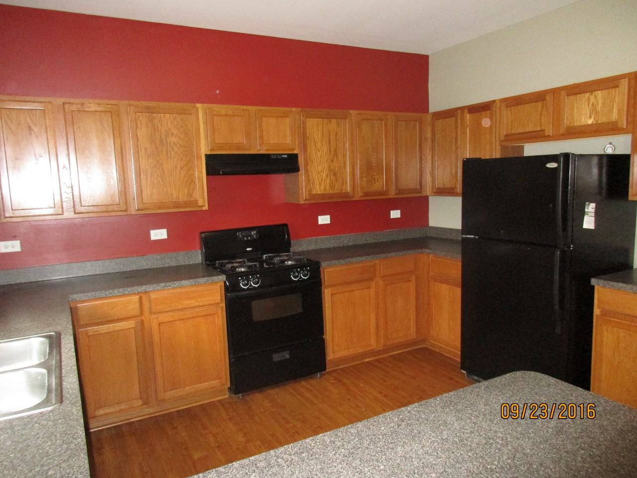 1303 Riverhaven Trl - Photo 3 of 17