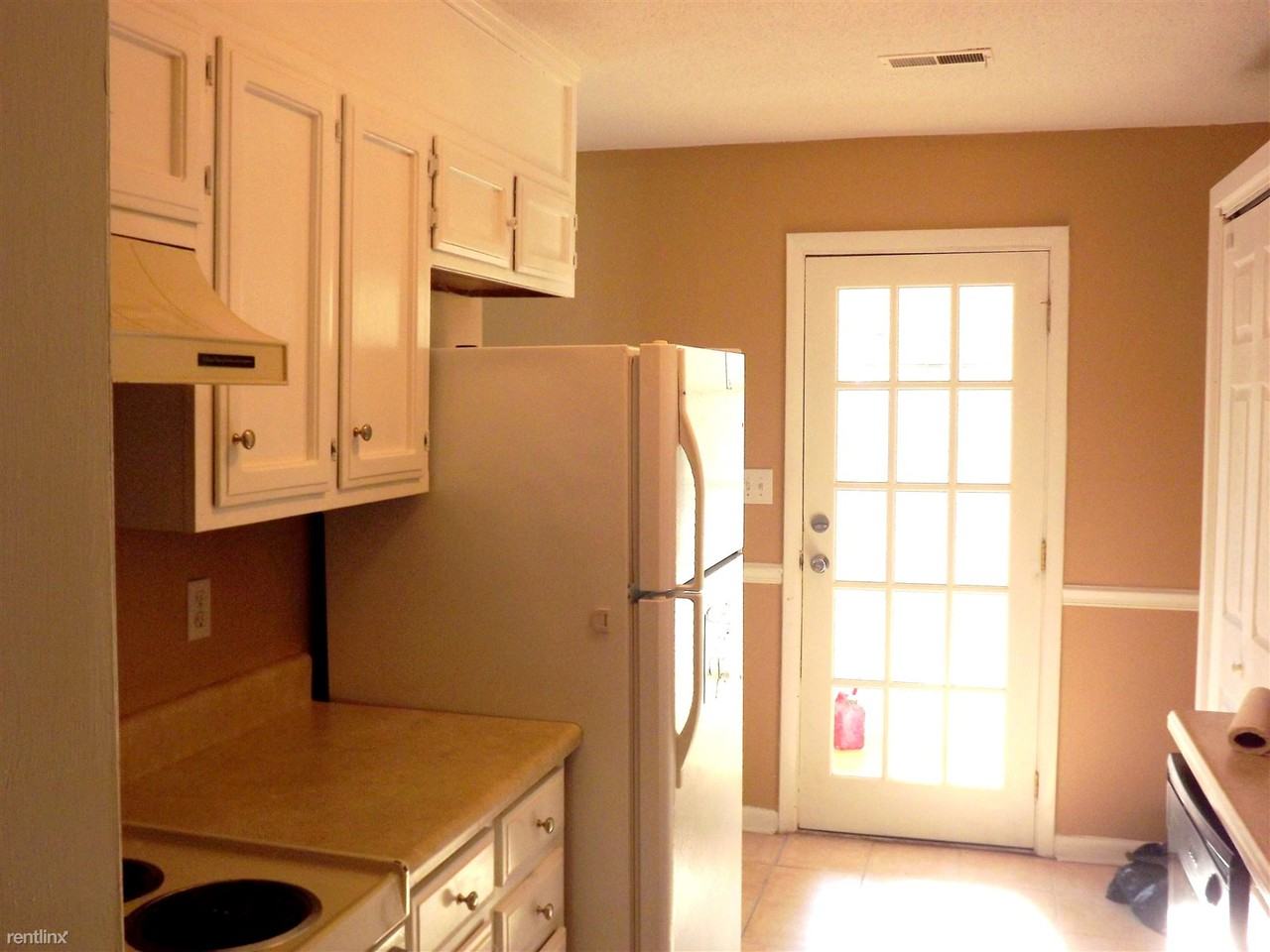 13900 SW Wyandotte Dr - Photo 3 of 13