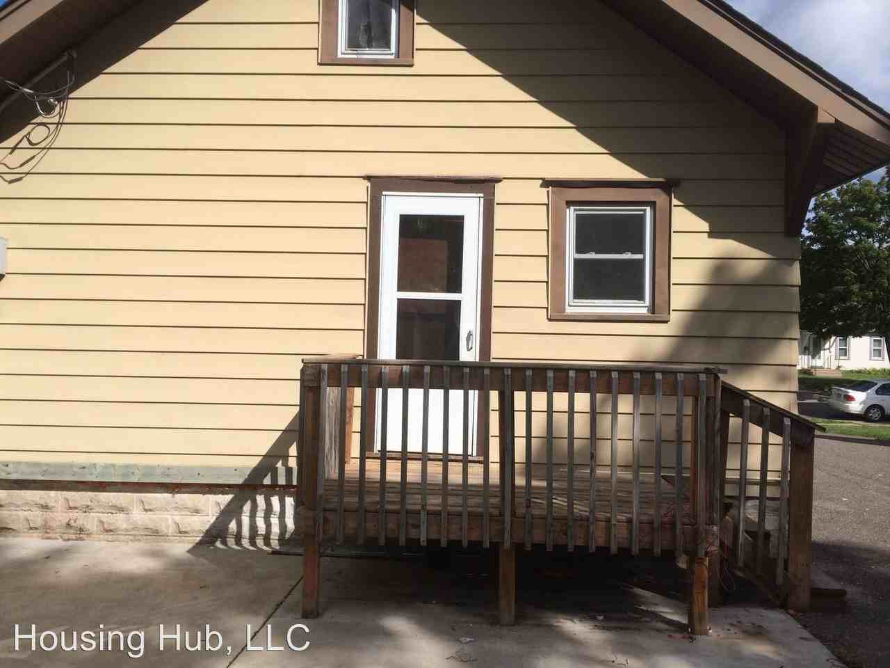 2072 Sherwood Ave - Photo 2 of 11