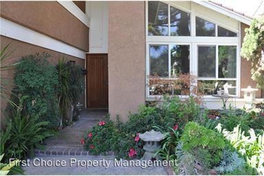 14271 Saarinen Ct - Photo 3 of 32