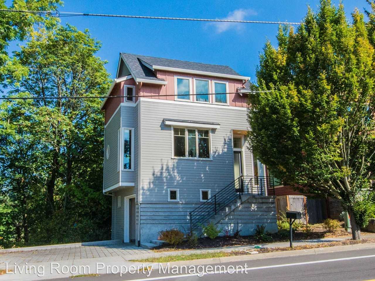 2921 SE Tacoma St - Photo 2 of 24