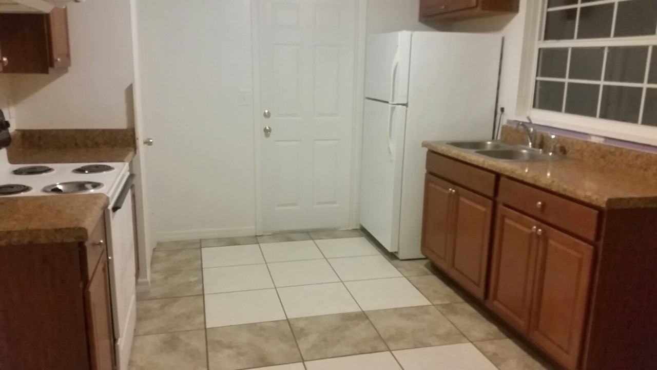 8269 Greenleaf Circle - Photo 2 of 10