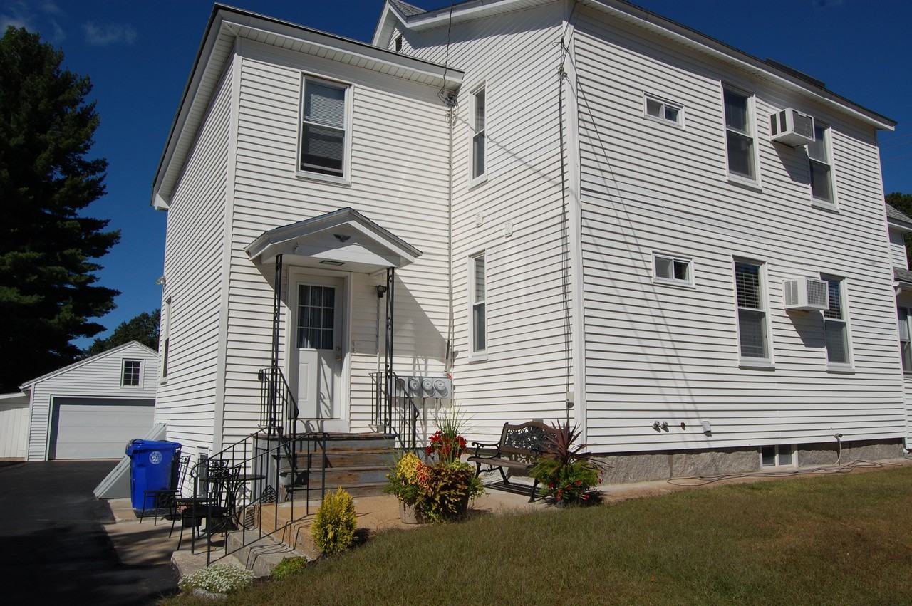 1378 River Road #2nd Floor - Photo 2 of 13