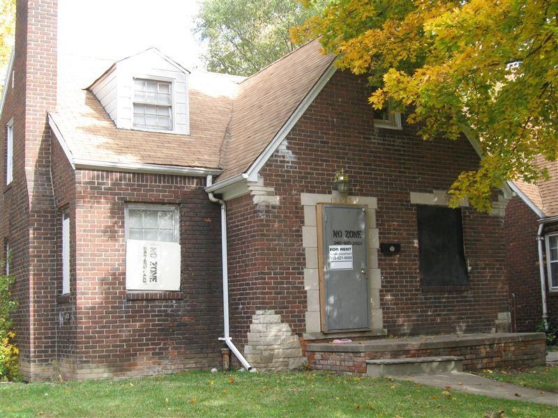 11262 11262 COURVILLE "SECTION 8 TENANTS Detroit, MI 48224 3 Bedroom House for 650