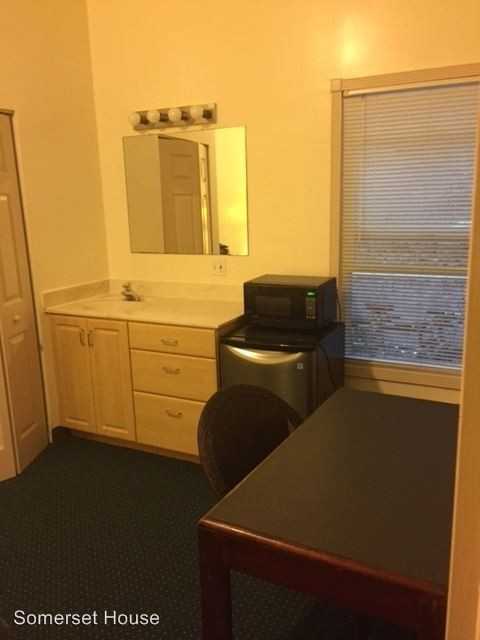 920 Beech St, - Photo 3 of 6