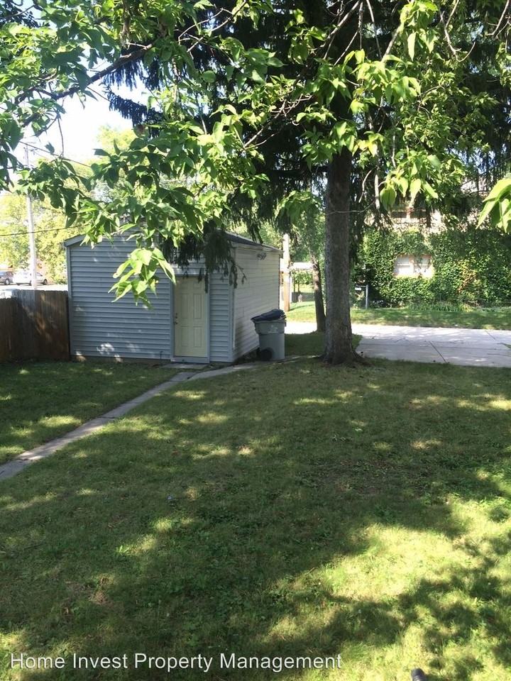 3728 N 64th St - Photo 3 of 13