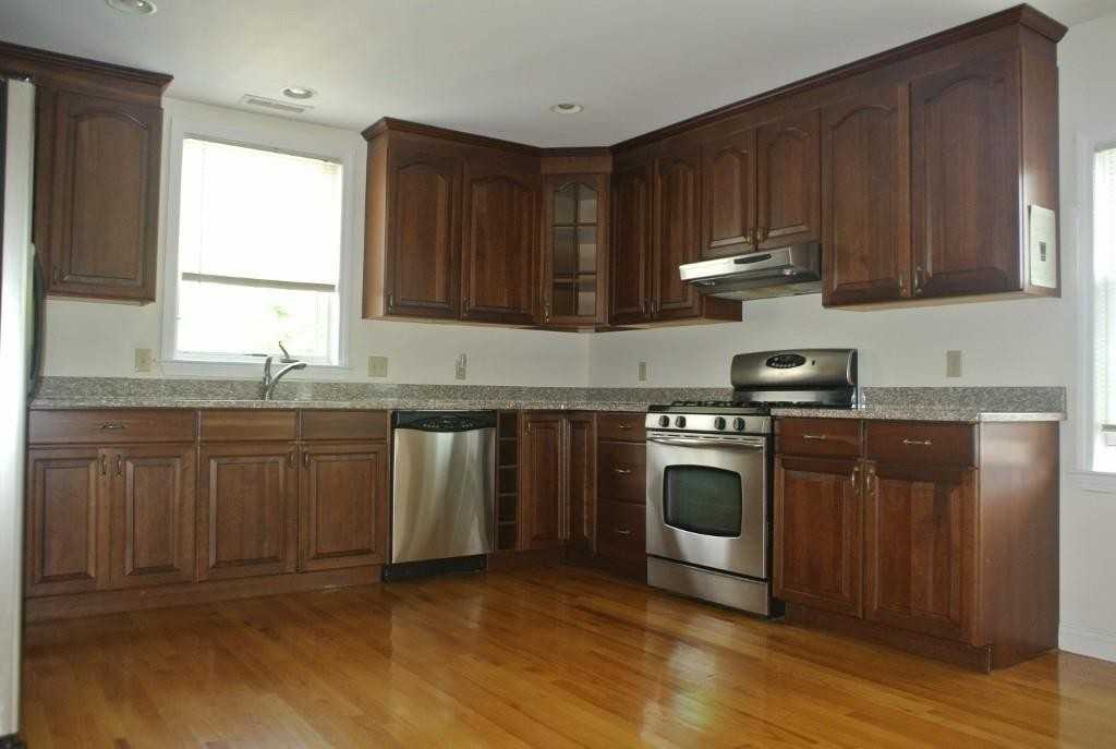 17 Pleasant St #B - Photo 2 of 15