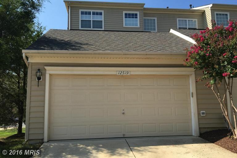 12519 Gladys Retreat Cir - Photo 3 of 28