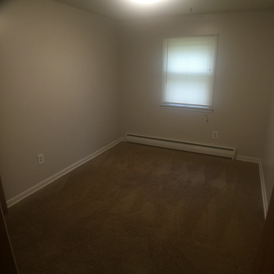 15073 Riverside Drive #2 - Photo 3 of 4