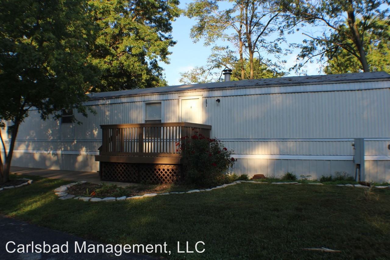 251 Golden Crest Dr - Photo 3 of 21