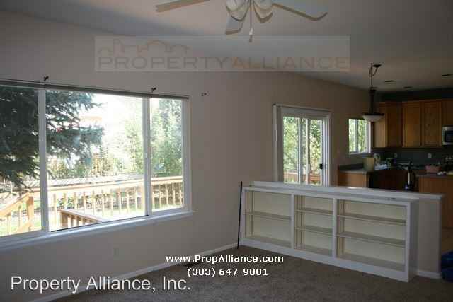 6032 S Yampa Ct - Photo 3 of 39