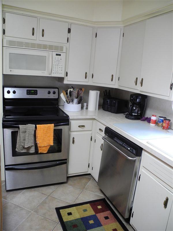 331 Evelyn Ave - Photo 3 of 48