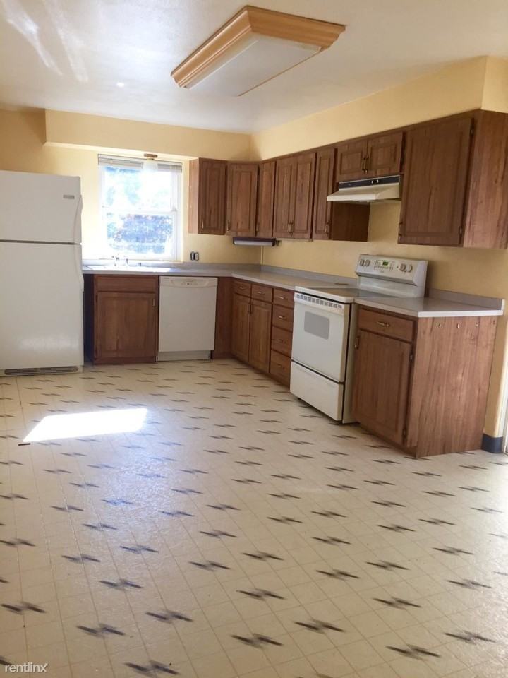 2690 Sunset Ave - Photo 2 of 2