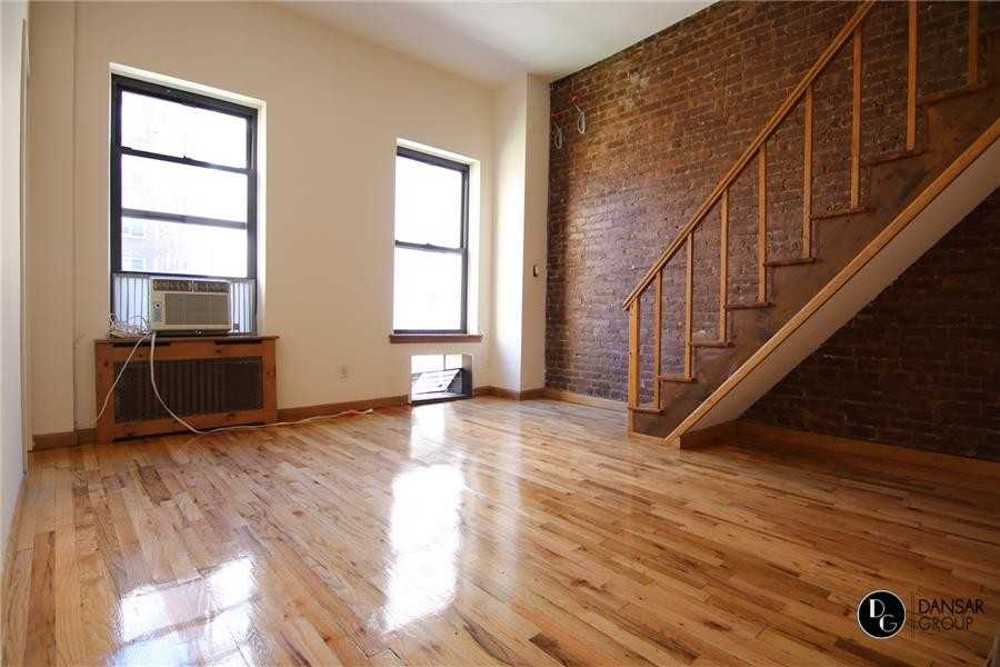W 75th St