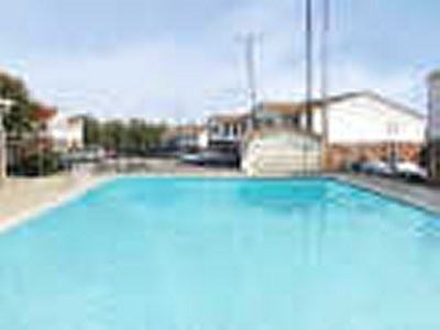 600 Cheyenne Blvd. - Photo 2 of 4