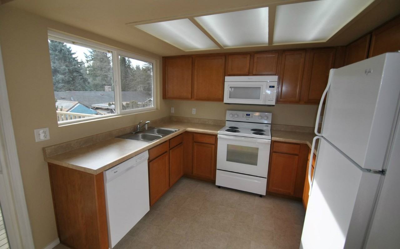 3514 Lemon Tree Ln - Photo 3 of 11