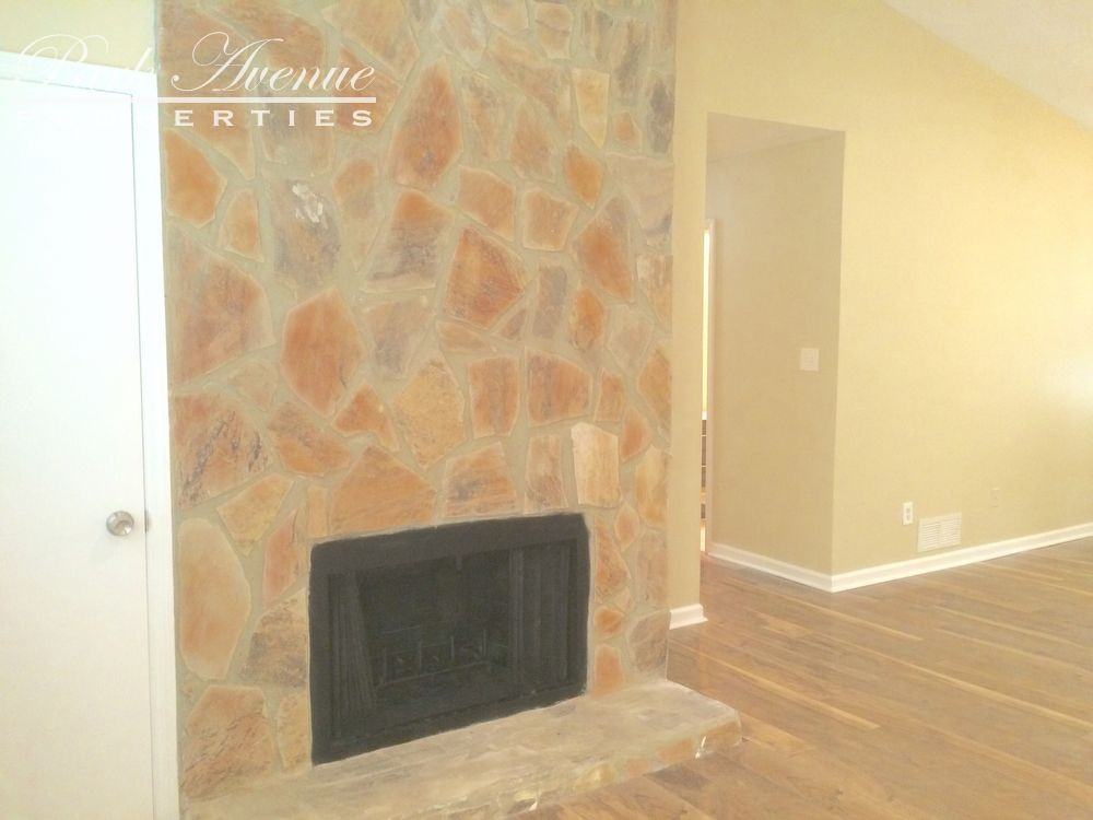 2800 Alexandria Dr SW - Photo 3 of 12