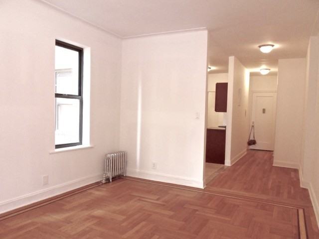 900 79th Street E - Photo 3 of 10