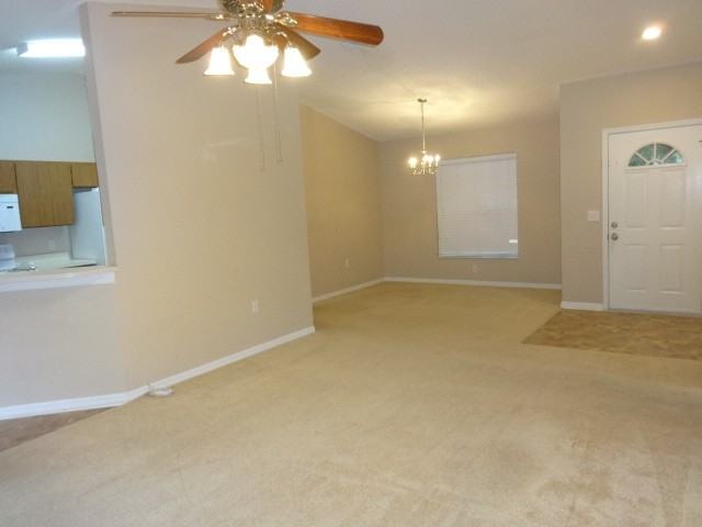 837 Greenbelt Cir - Photo 2 of 10