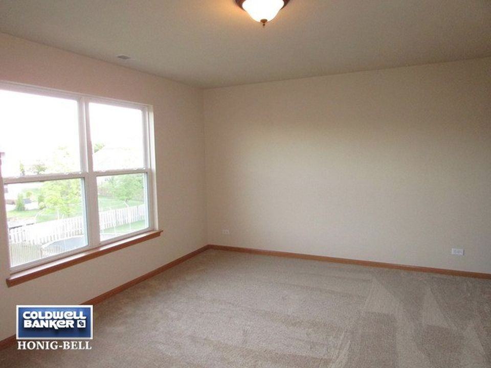 852 Honeysuckle Lane - Photo 2 of 15