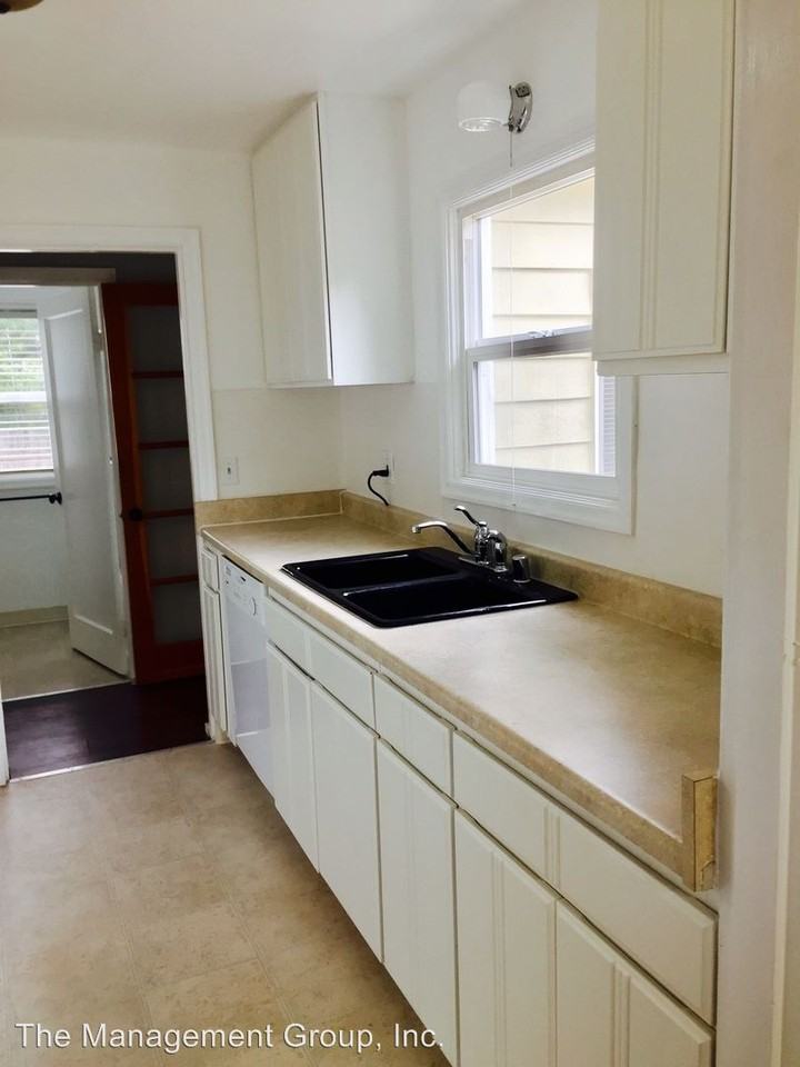 13114 NE 44th St - Photo 3 of 17