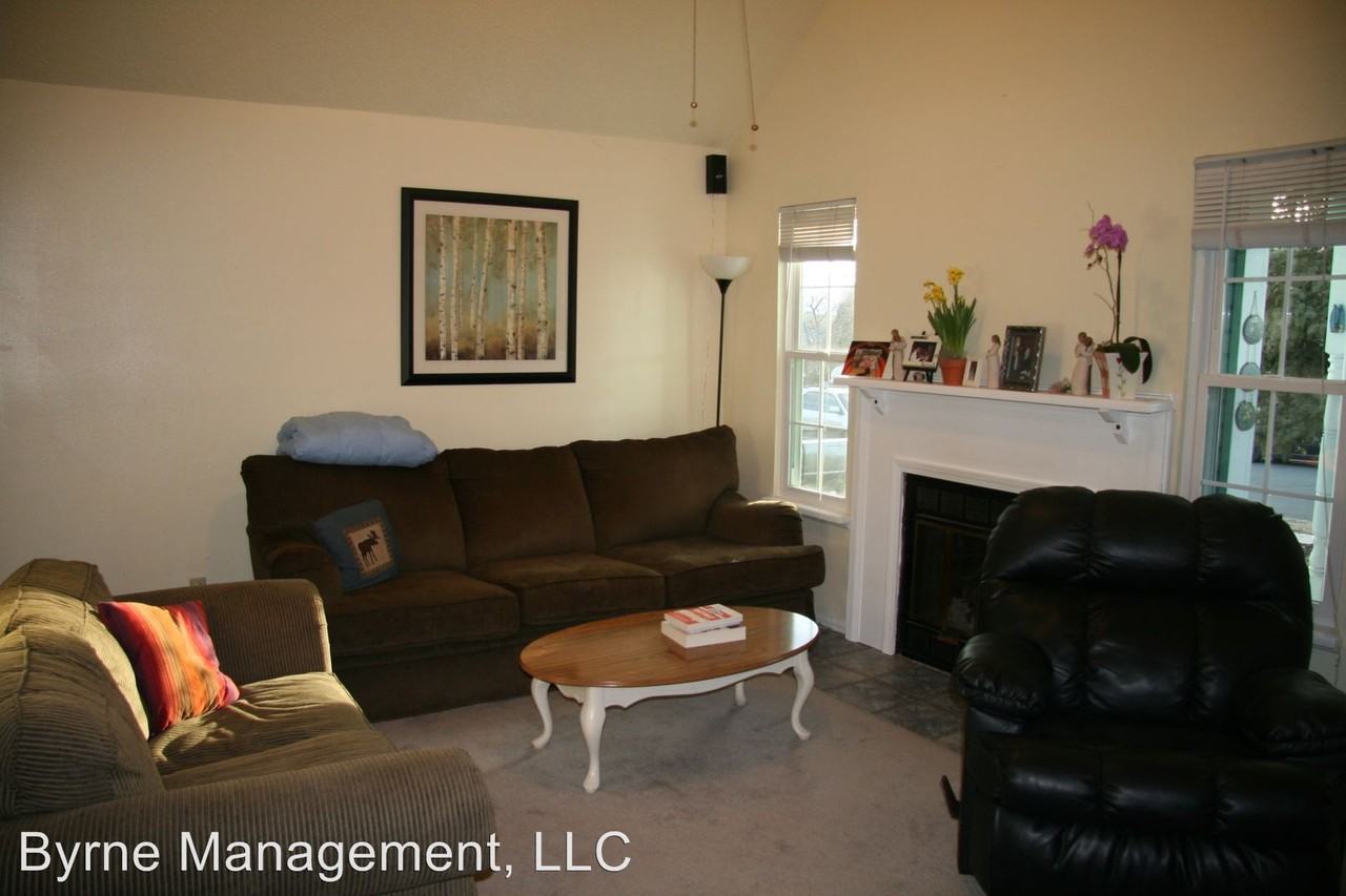 3407 Foxridge Dr - Photo 2 of 10