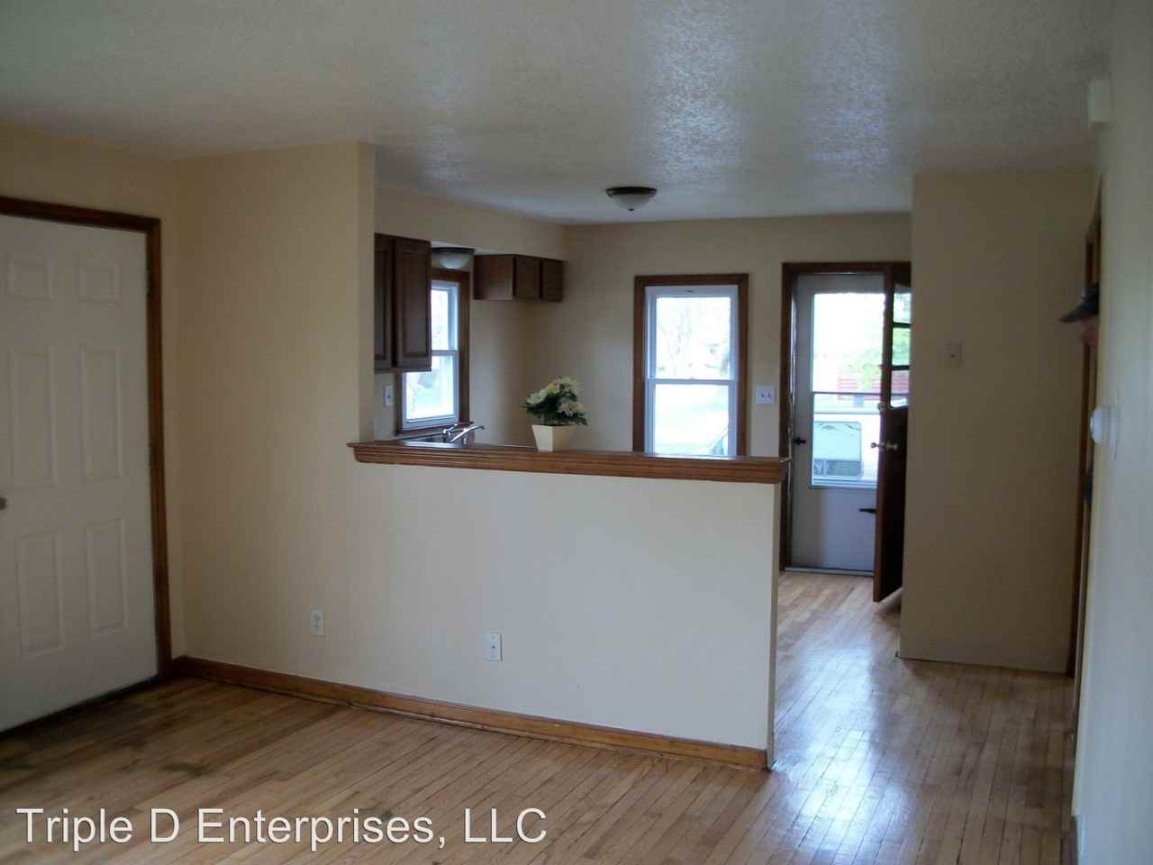 3101 Green St - Photo 3 of 6