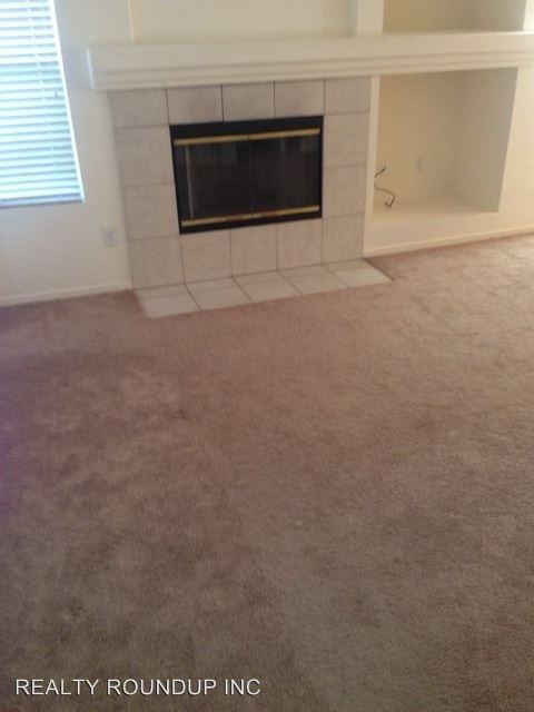 9054 Devon Crest Way - Photo 3 of 5