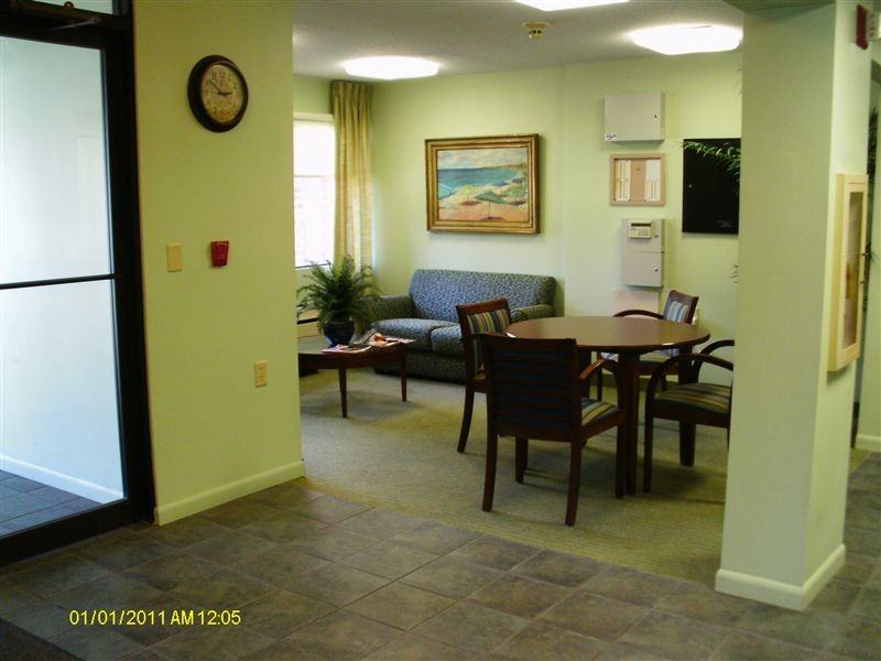 6102 N Jefferson Ave - Photo 3 of 4