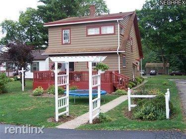 533 W Washington St - Photo 2 of 17