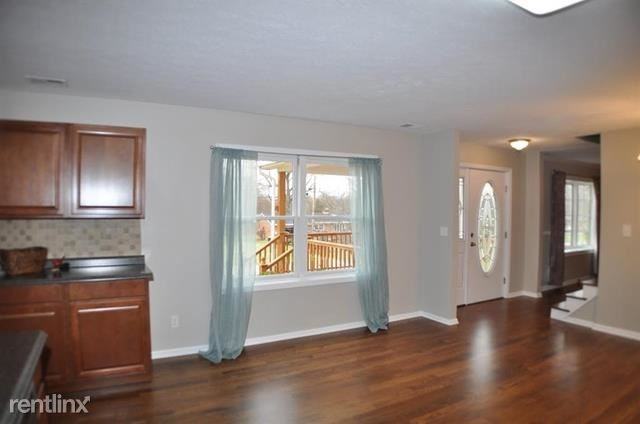 315 Homeview Dr - Photo 2 of 33